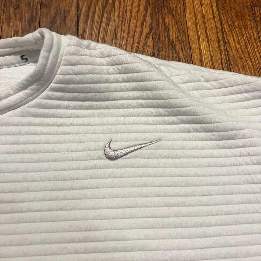 Nike Golf Sweater Size XL (short arms) White Dri Fit